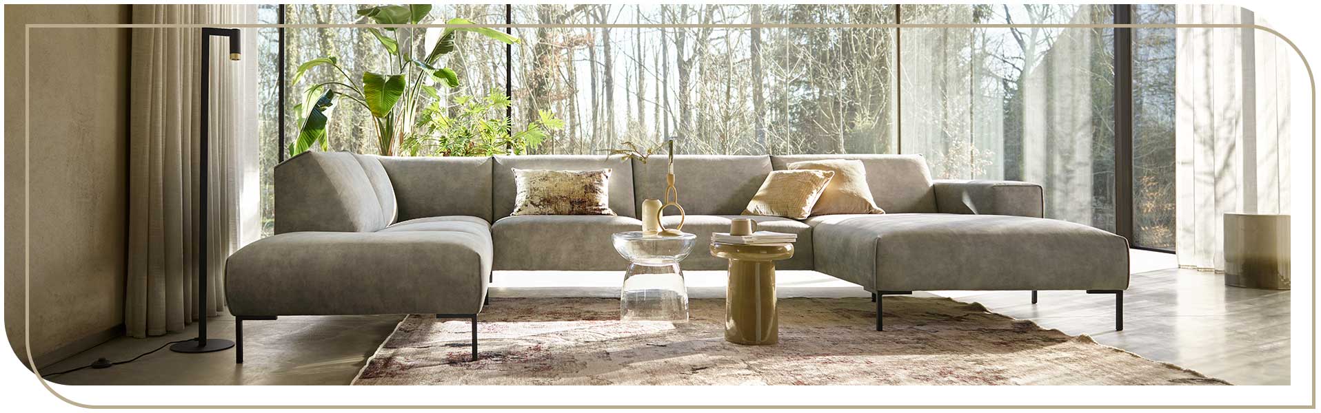 Rijp Nebu Kip Een luxe en warm interieur met velvet meubels
